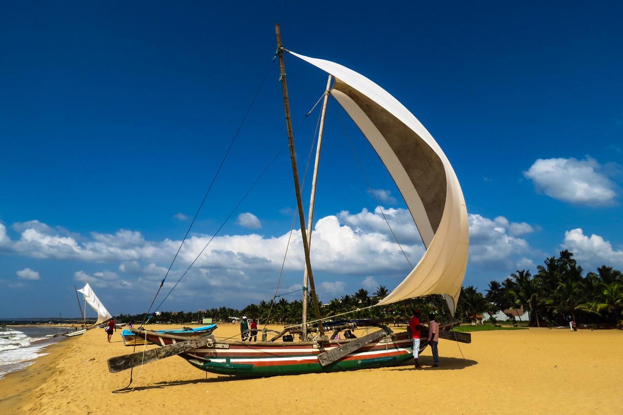 Rainbow Beach Hotel 尼甘布 外观 照片
